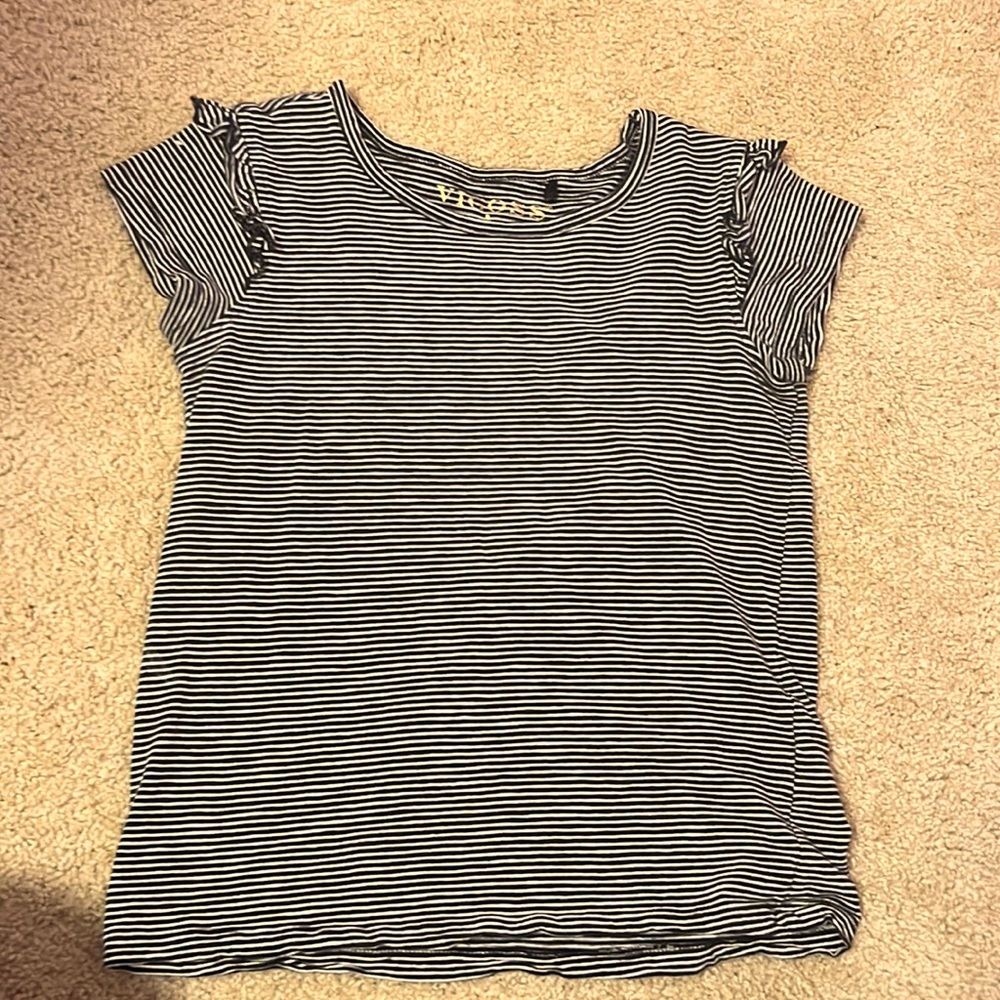 Tight fitting striped shirt with ruffle sleeves